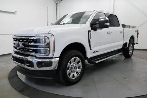 More photos of 2023 Ford F-250SD Lariat at Chillicothe Truck, OH