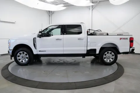 More photos of 2023 Ford F-250SD Lariat at Chillicothe Truck, OH