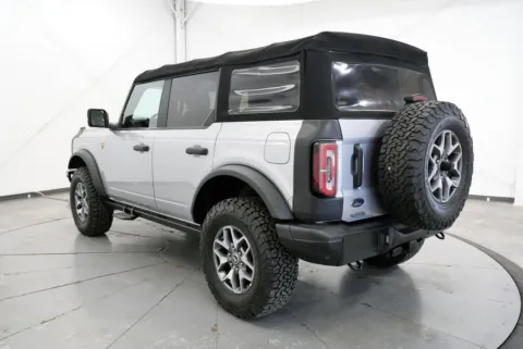 More photos of 2022 Ford Bronco Badlands at Chillicothe Truck, OH