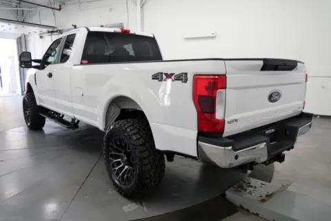 More photos of 2019 Ford F-250SD XL at Chillicothe Truck, OH