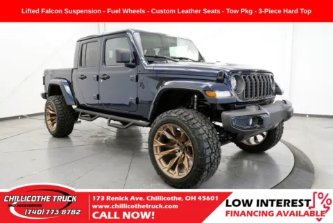 Blue 2025 Jeep Gladiator Nighthawk for sale in Chillicothe, OH