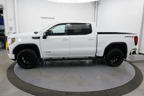 More photos of 2020 GMC Sierra 1500 AT4 at Chillicothe Truck, OH