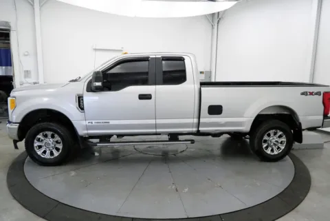 More photos of 2017 Ford F-350SD XL at Chillicothe Truck, OH
