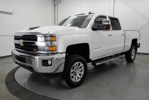 Another view of 2019 Chevrolet Silverado 3500HD LTZ for sale in Chillicothe, OH at Chillicothe Truck