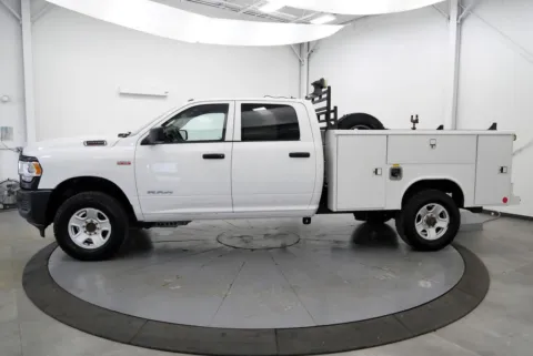 More photos of 2020 Ram 2500 Tradesman at Chillicothe Truck, OH