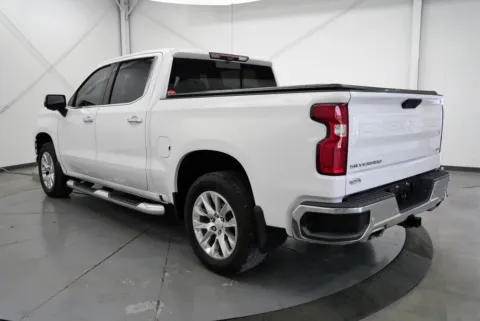 More photos of 2020 Chevrolet Silverado 1500 LTZ at Chillicothe Truck, OH