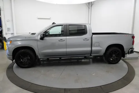 More photos of 2023 Chevrolet Silverado 1500 RST at Chillicothe Truck, OH