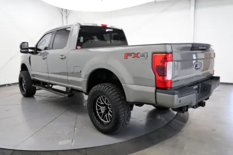 More photos of 2019 Ford F-250SD Lariat at Chillicothe Truck, OH