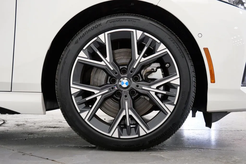 2025 BMW 2 Series 228 - Photo 35