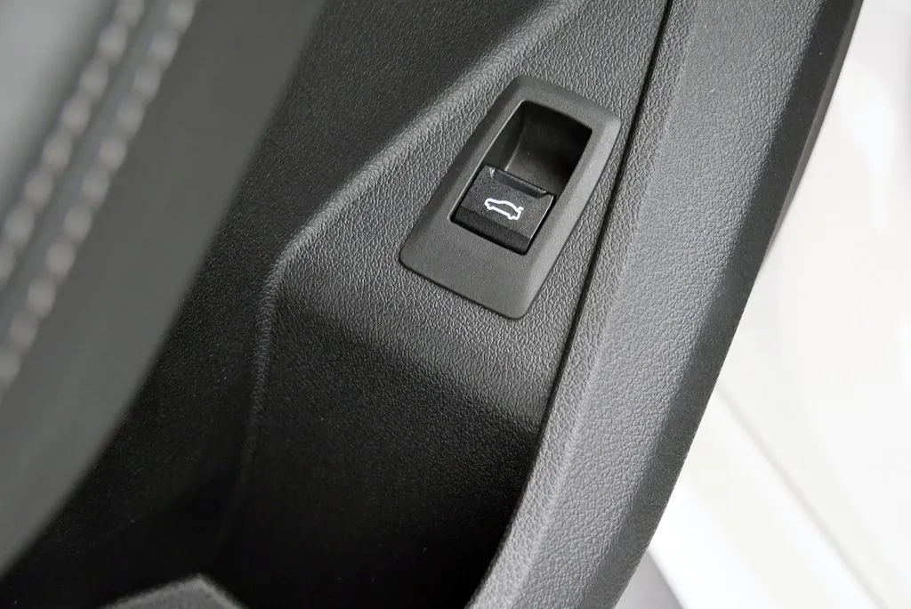 2025 BMW 2 Series 228 - Photo 15