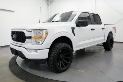 More photos of 2022 Ford F-150 XL at Chillicothe Truck, OH