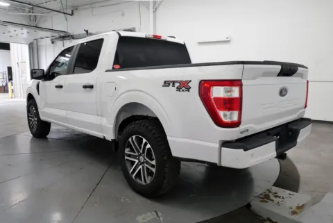 More photos of 2022 Ford F-150 XL at Chillicothe Truck, OH