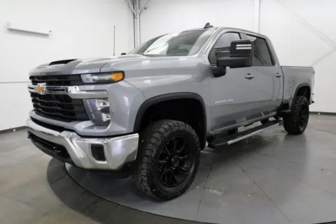 Another view of 2024 Chevrolet Silverado 2500HD LT for sale in Chillicothe, OH at Chillicothe Truck