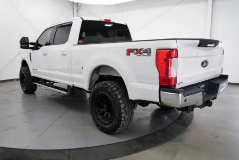 More photos of 2017 Ford F-350SD Lariat at Chillicothe Truck, OH