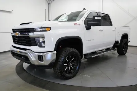 Another view of 2025 Chevrolet Silverado 2500HD LT for sale in Chillicothe, OH at Chillicothe Truck