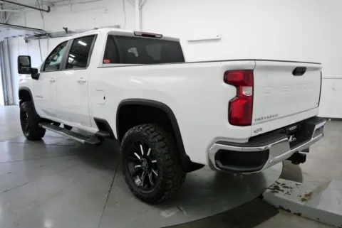 More photos of 2025 Chevrolet Silverado 2500HD LT at Chillicothe Truck, OH