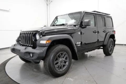 More photos of 2020 Jeep Wrangler Unlimited Sport S at Chillicothe Truck, OH