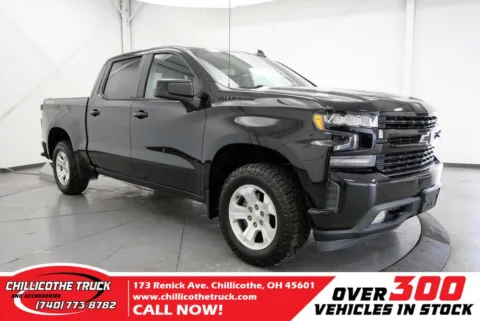 Black 2020 Chevrolet Silverado 1500 RST for sale in Chillicothe, OH