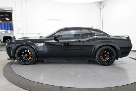 More photos of 2022 Dodge Challenger R/T Scat Pack Widebody at Chillicothe Truck, OH