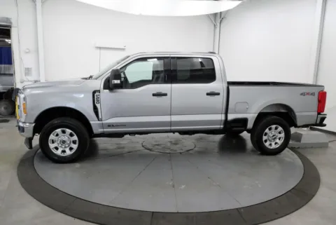 More photos of 2023 Ford F-250SD XLT at Chillicothe Truck, OH