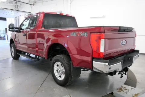 More photos of 2017 Ford F-250SD XLT at Chillicothe Truck, OH