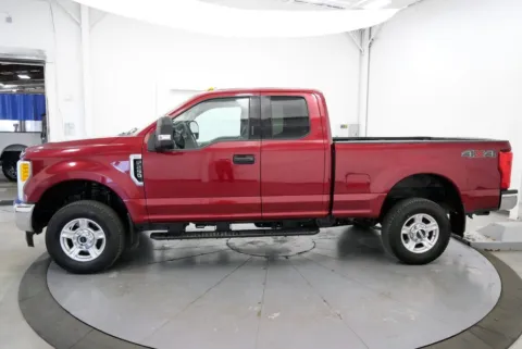 More photos of 2017 Ford F-250SD XLT at Chillicothe Truck, OH