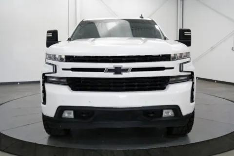 Photos of 2019 Chevrolet Silverado 1500 RST for sale in Chillicothe, OH at Chillicothe Truck