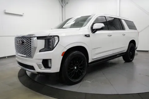 More photos of 2023 GMC Yukon XL Denali at Chillicothe Truck, OH