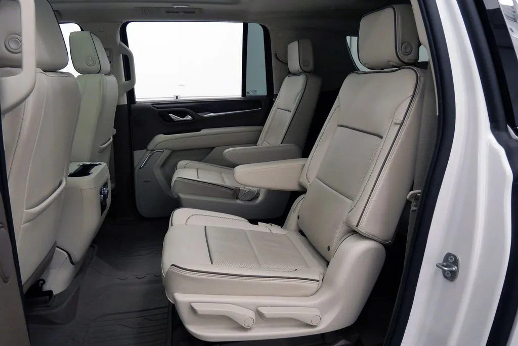2023 GMC Yukon XL Denali - Photo 19