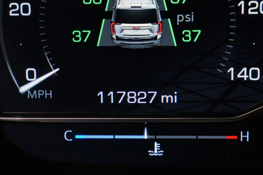 2023 GMC Yukon XL Denali - Photo 26