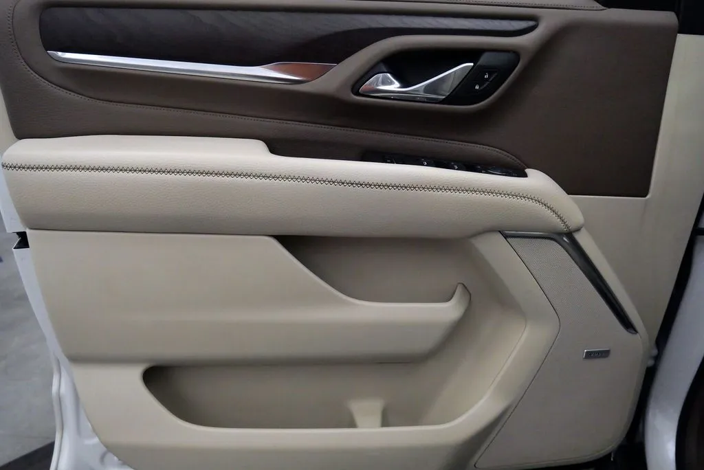 2023 GMC Yukon XL Denali - Photo 13
