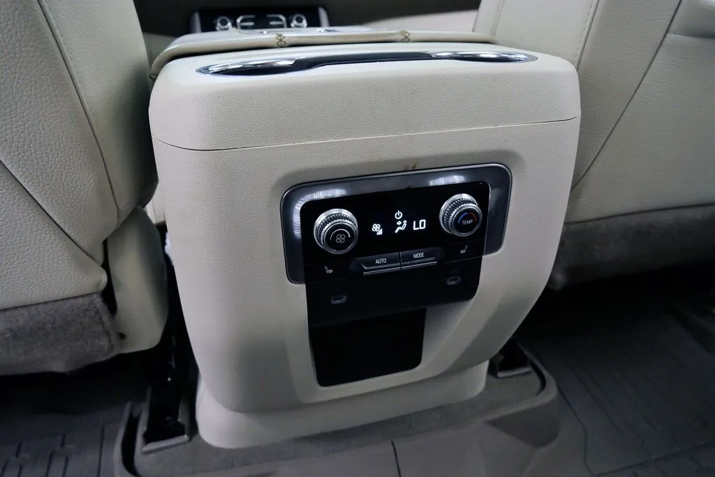 2023 GMC Yukon XL Denali - Photo 20