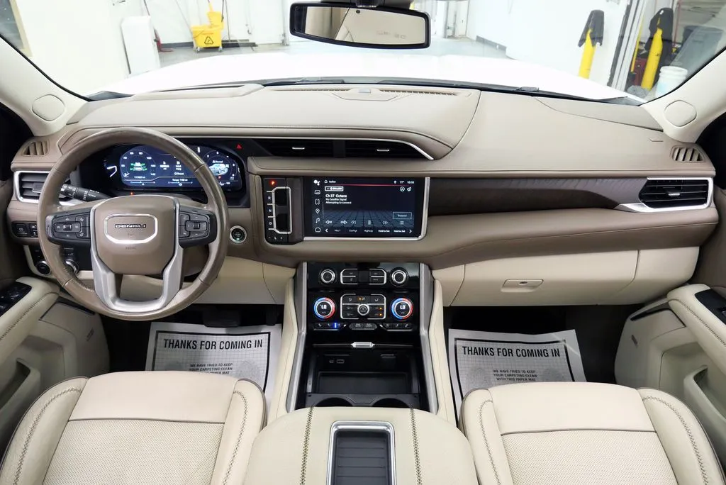 2023 GMC Yukon XL Denali - Photo 23