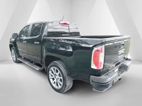More photos of 2021 GMC Canyon Denali at Chillicothe Truck, OH