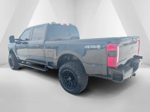 More photos of 2025 Ford F-250SD Lariat at Chillicothe Truck, OH