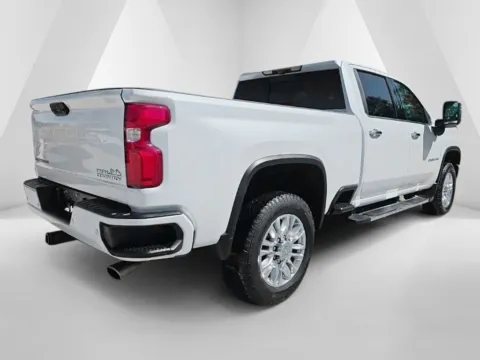 More photos of 2020 Chevrolet Silverado 2500HD High Country at Chillicothe Truck, OH