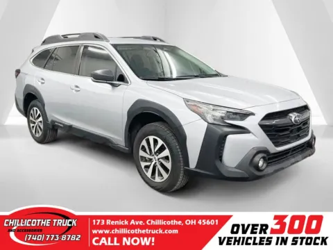 Silver 2024 Subaru Outback 2.5i for sale in Chillicothe, OH