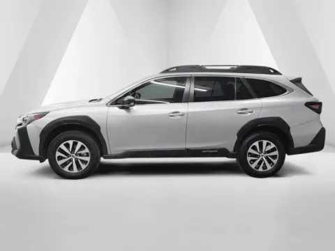 More photos of 2024 Subaru Outback 2.5i at Chillicothe Truck, OH