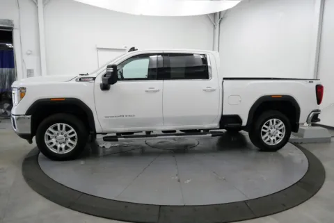 More photos of 2023 GMC Sierra 2500 HD SLE at Chillicothe Truck, OH