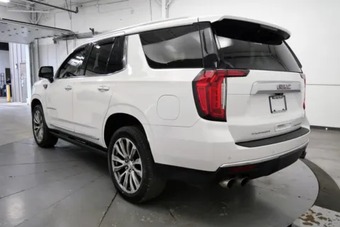 More photos of 2021 GMC Yukon Denali at Chillicothe Truck, OH