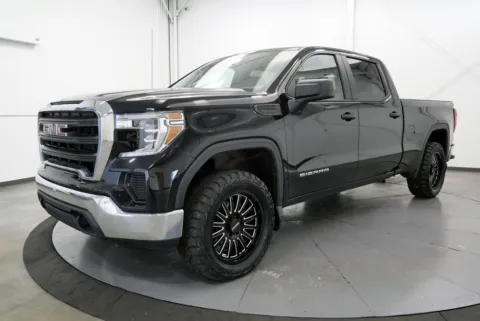 Another view of 2020 GMC Sierra 1500 for sale in Chillicothe, OH at Chillicothe Truck