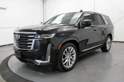 Another view of 2024 Cadillac Escalade Premium Luxury Platinum for sale in Chillicothe, OH at Chillicothe Truck