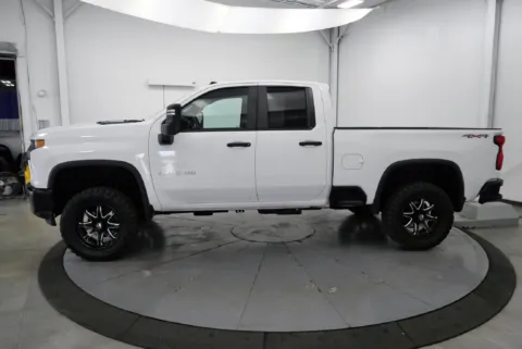 More photos of 2022 Chevrolet Silverado 2500 HD Work Truck at Chillicothe Truck, OH