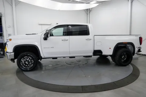 More photos of 2020 Chevrolet Silverado 3500 HD LTZ at Chillicothe Truck, OH
