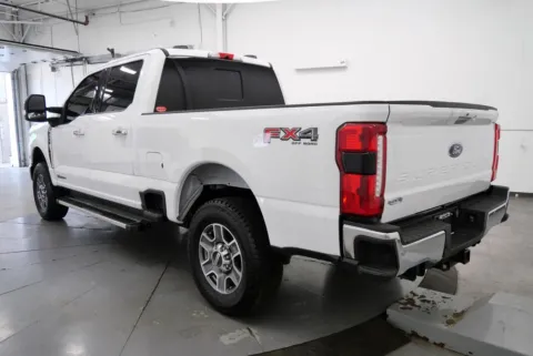 More photos of 2023 Ford F-250SD Lariat at Chillicothe Truck, OH
