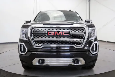 Photos of 2022 GMC Sierra 1500 Limited Denali for sale in Chillicothe, OH at Chillicothe Truck