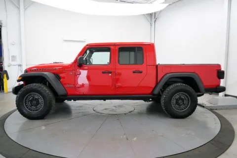 More photos of 2021 Jeep Gladiator Mojave at Chillicothe Truck, OH