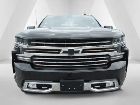 Photos of 2019 Chevrolet Silverado 1500 High Country for sale in Chillicothe, OH at Chillicothe Truck