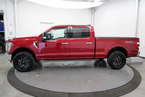 More photos of 2021 Ford F-150 Lariat at Chillicothe Truck, OH