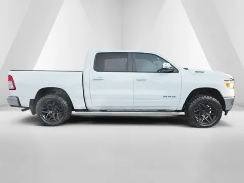 More photos of 2022 Ram 1500 Big Horn/Lone Star at Chillicothe Truck, OH